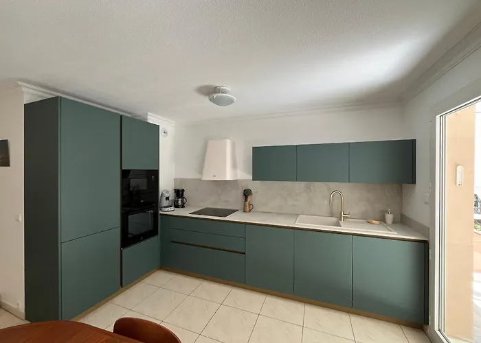 T3 Avec Terrasse, Parking, Proche Commerces Et Plages - Centre - Fr-1-319-15 * Arcachon